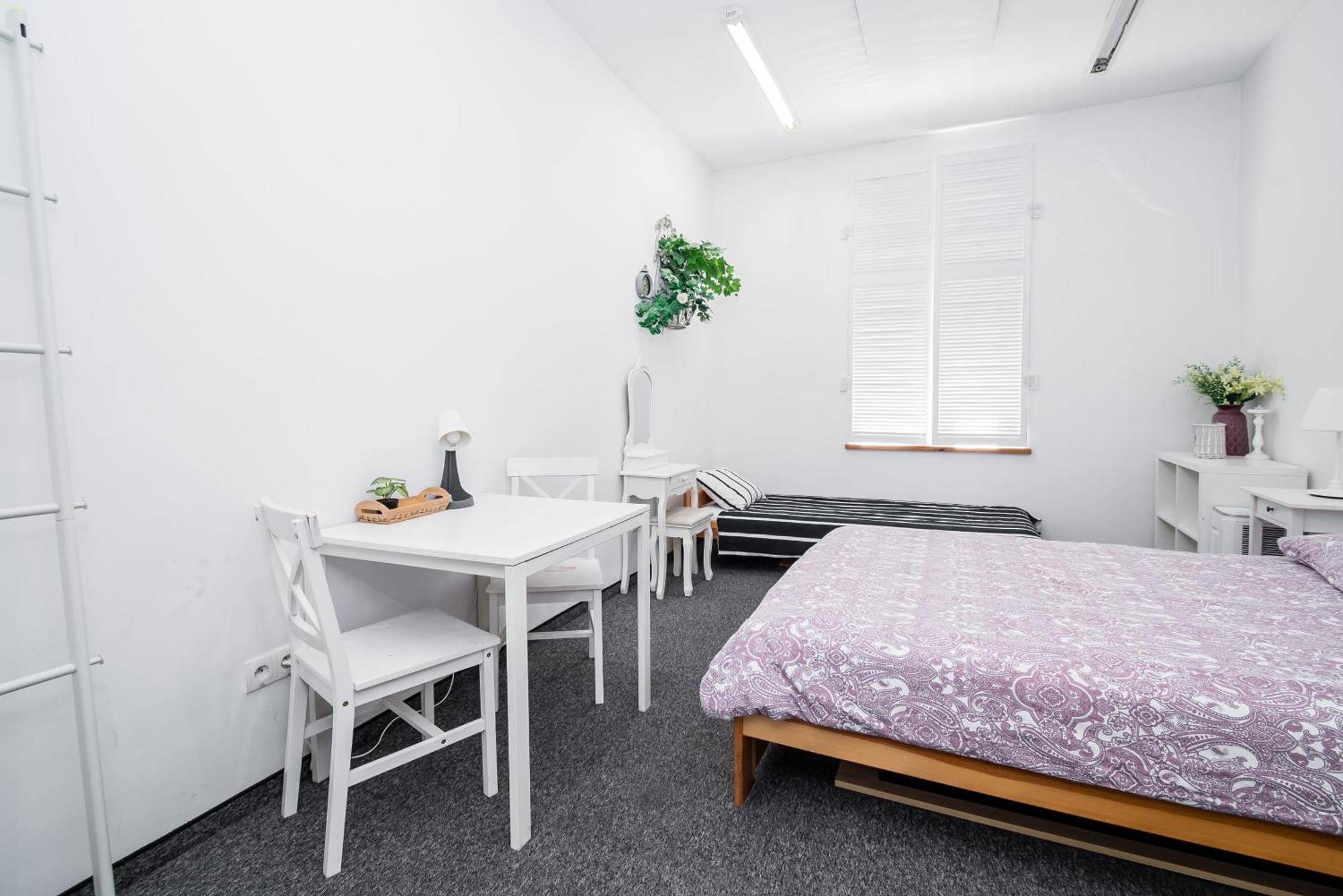 Master Corner Apartment Краков Экстерьер фото